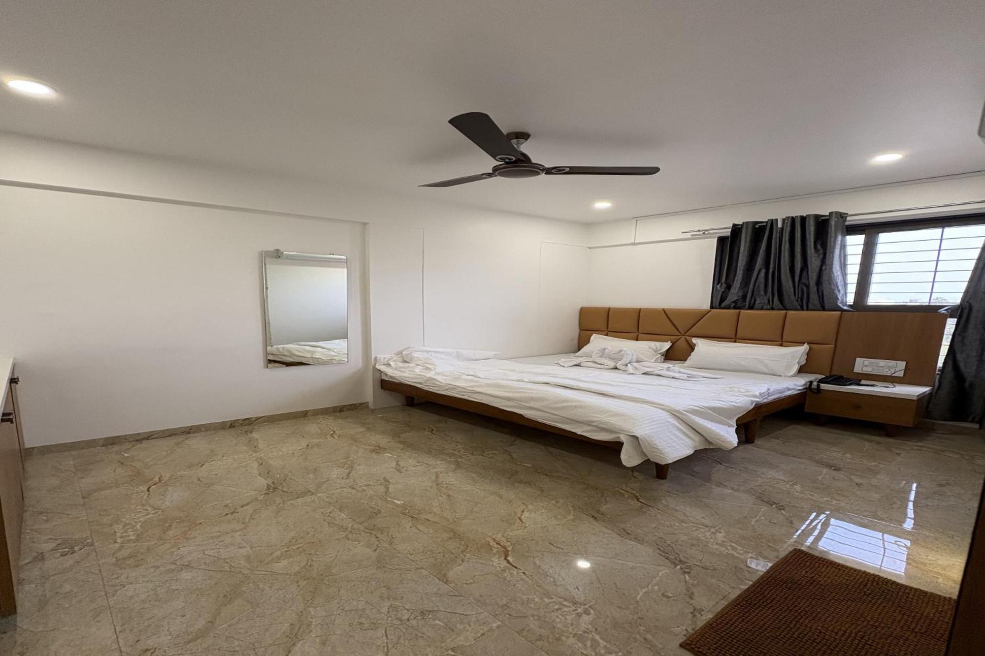 Hotel Ruchi Executive Szatara Kültér fotó